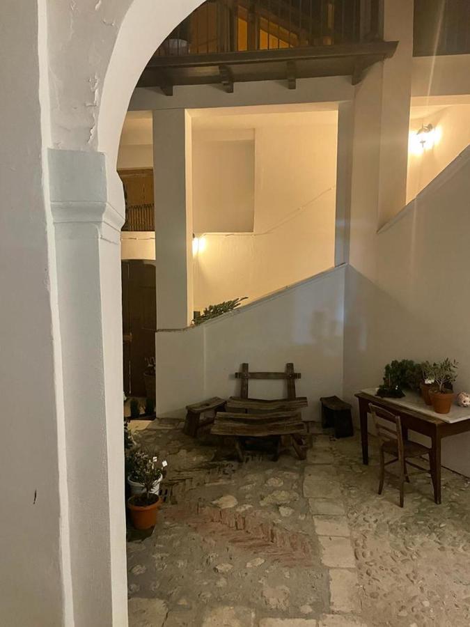 Piazzetta Del Forno Appartamento Ассерджи Экстерьер фото